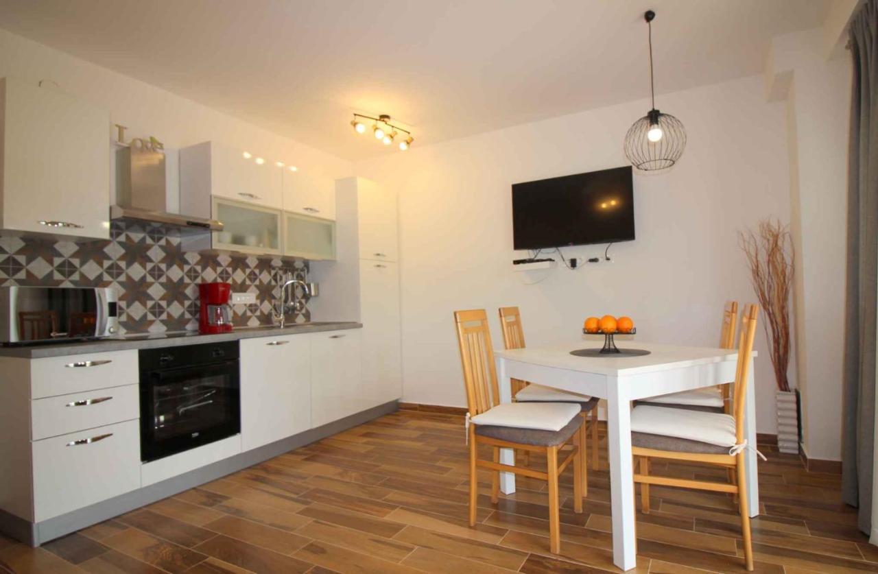 Apartments In Porec/Istrien 9923 Kültér fotó